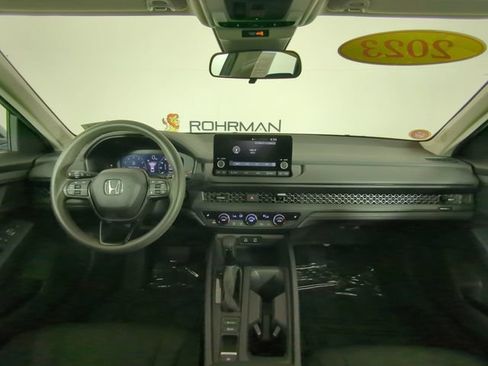 Used 2023 Honda Accord EX image 19