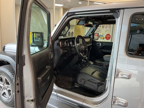 Used 2020 Jeep Wrangler Unlimited Sport S w/ Sun And Sound Package AWD/4WD image 12