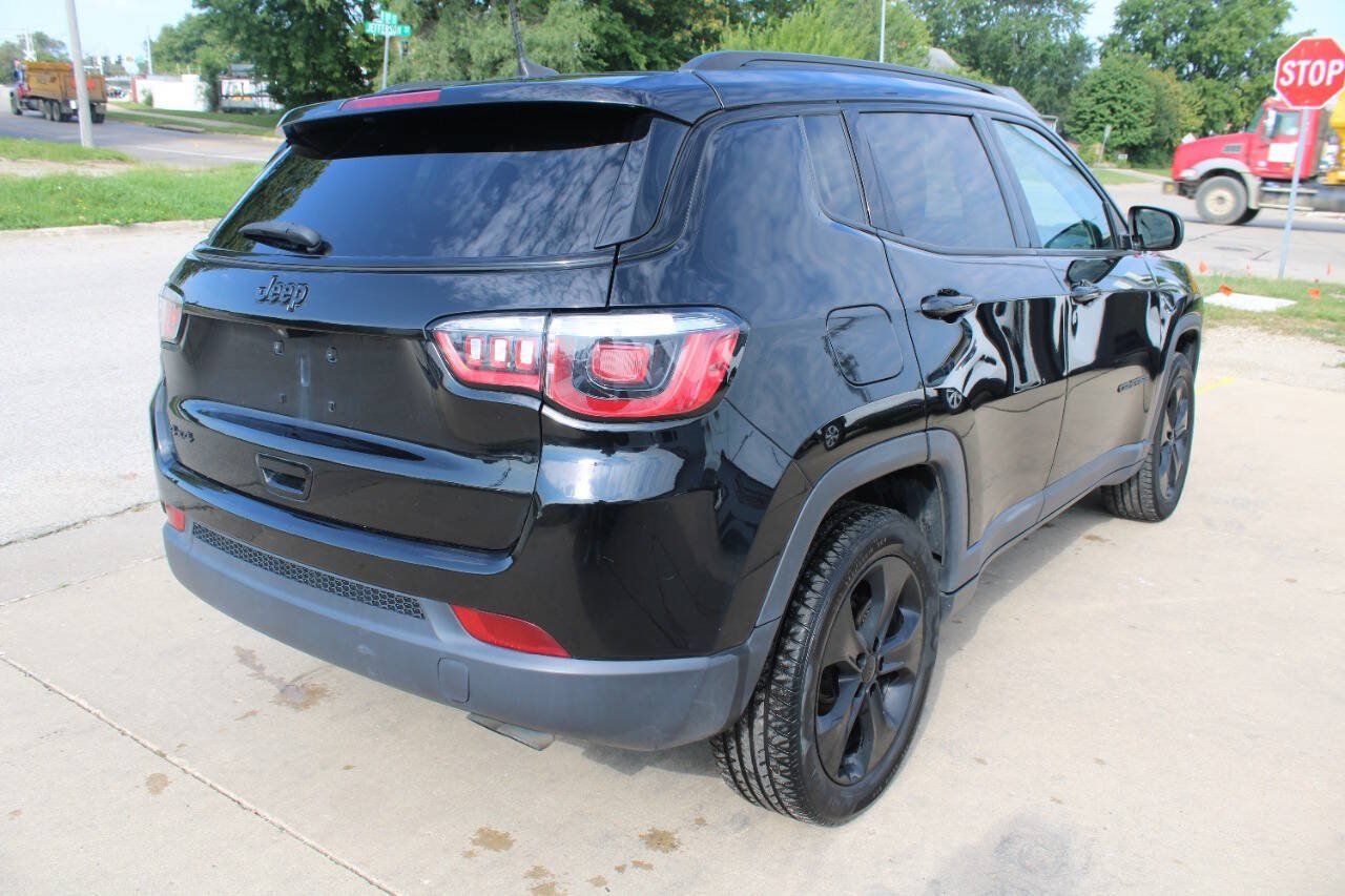 Used 2019 Jeep Compass Latitude AWD/4WD image 6