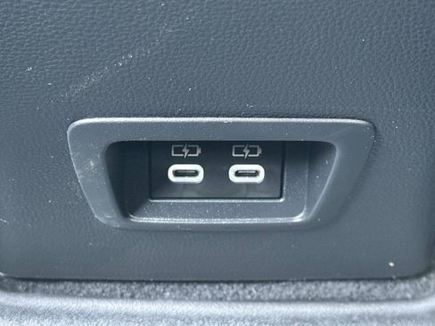Used 2024 Toyota Corolla Cross AWD Hybrid image 43