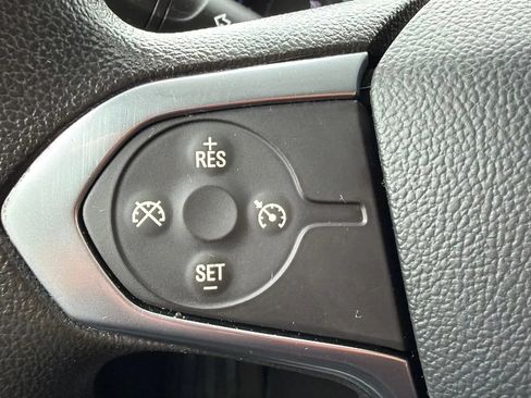 Used 2020 Chevrolet Traverse LS FWD image 12