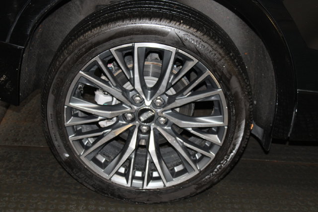 Used 2024 Cadillac XT4 Sport FWD image 34