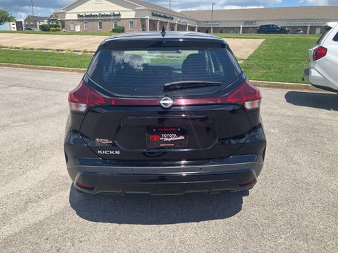 Used 2024 Nissan Kicks S FWD image 6