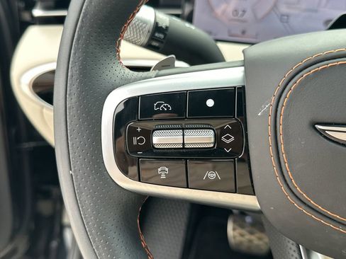 Used 2026 Genesis GV70 3.5T Sport Prestige image 21