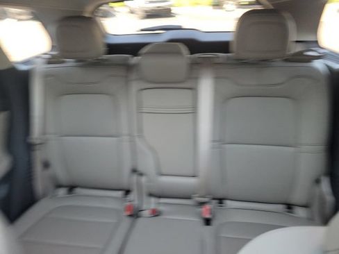 Used 2023 Lincoln Corsair AWD w/ Equipment Group 101A image 2