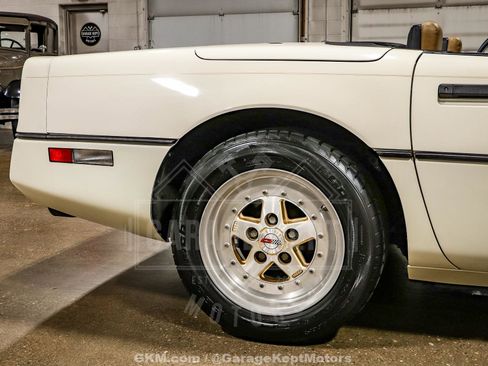 Used 1986 Chevrolet Corvette Pace Car Edition image 42