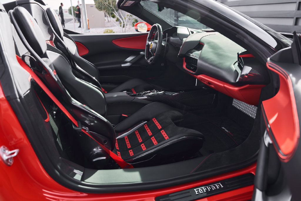 Used 2022 Ferrari SF90 Spider AWD/4WD image 33