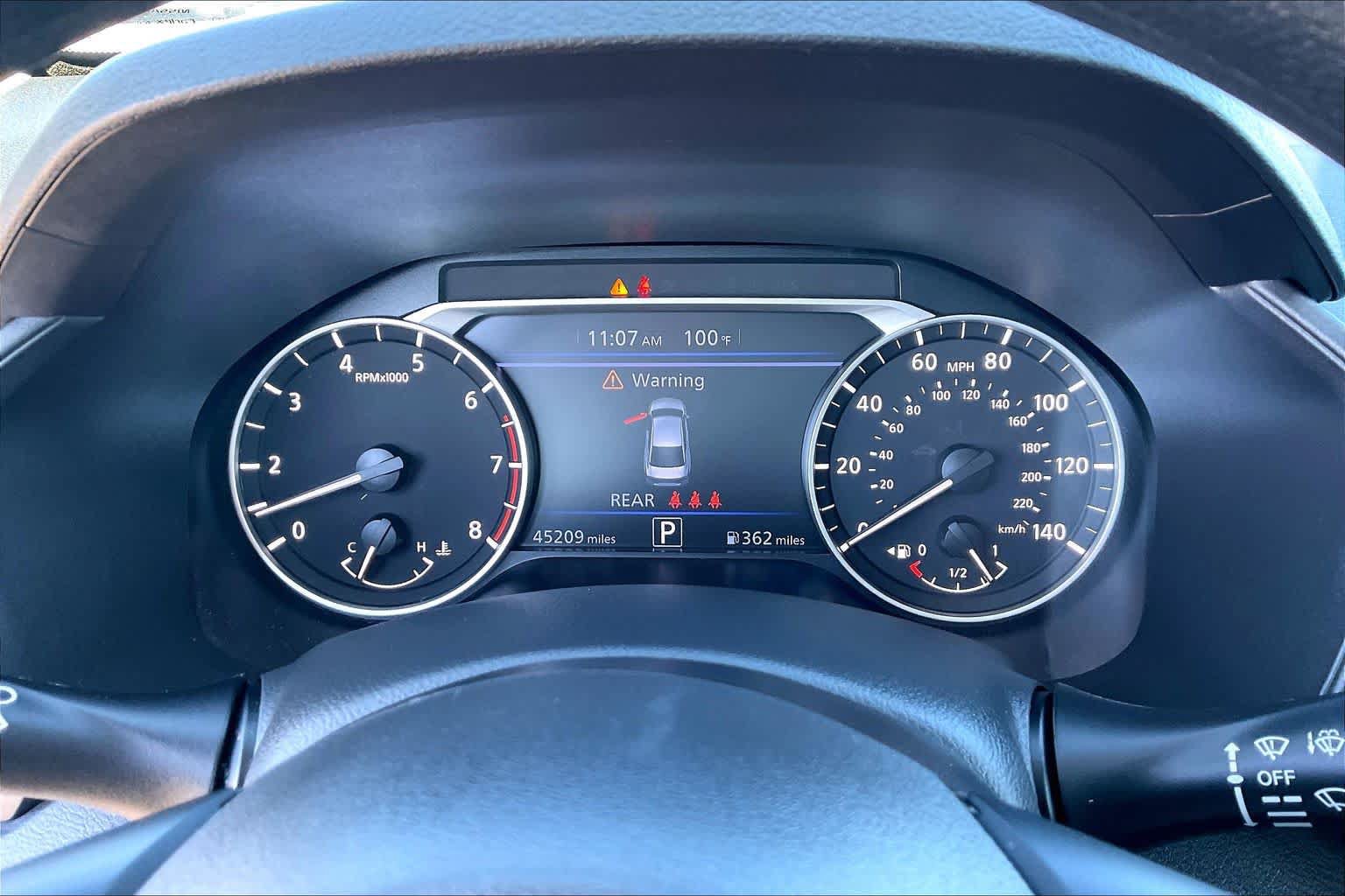 Used 2025 Nissan Altima 2.5 SV FWD image 24