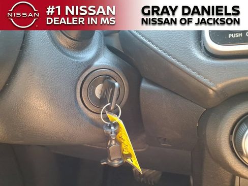 Used 2025 Nissan Versa S w/ S Plus Package FWD image 21