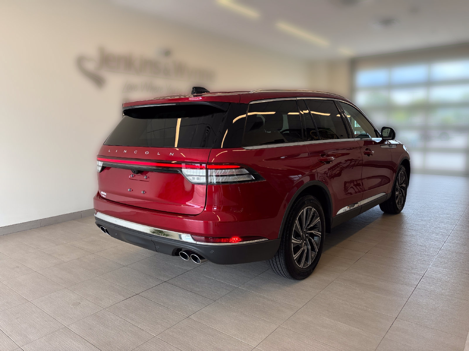 Certified 2026 Lincoln Aviator AWD image 2