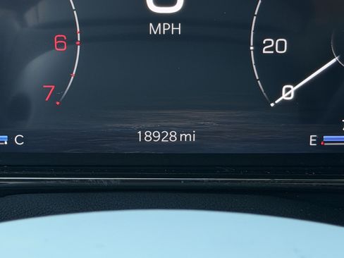 Used 2024 Jeep Grand Wagoneer L Series III w/ Rear Seat Video Group 1 AWD/4WD image 21