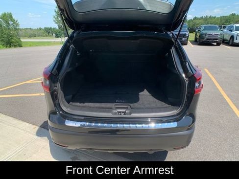 Used 2021 Nissan Rogue Sport SV AWD/4WD image 22