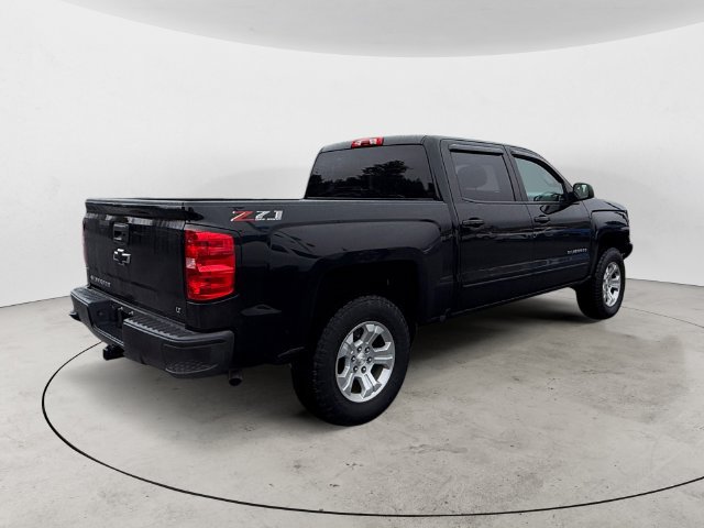 Used 2018 Chevrolet Silverado 1500 LT w/ True North Edition AWD/4WD image 5