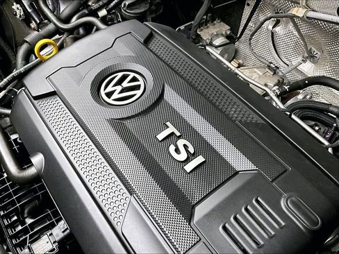 Used 2022 Volkswagen Atlas Cross Sport SEL image 43