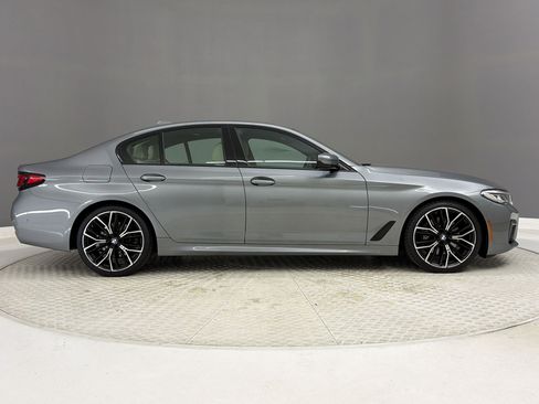 Used 2023 BMW 530i w/ M Sport Package RWD image 8
