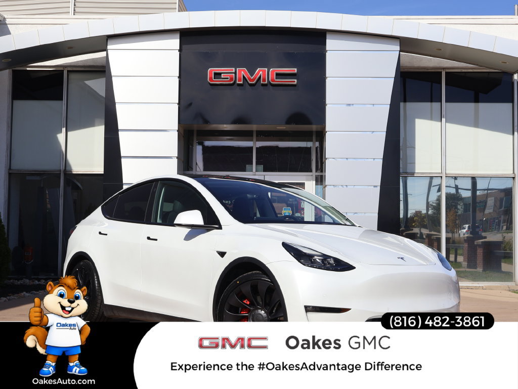 Used 2022 Tesla Model Y Performance AWD/4WD image 1