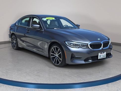 Used 2021 BMW 330e w/ Convenience Package RWD image 4