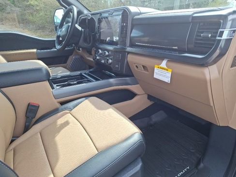 New 2026 Ford F250 Lariat w/ Black Appearance Package image 26