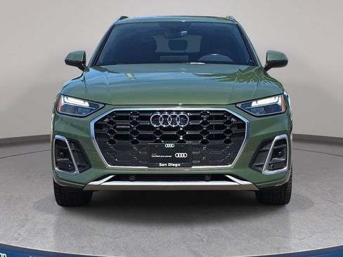 Certified 2021 Audi Q5 e Premium AWD/4WD image 3