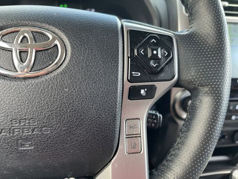 Used 2024 Toyota 4Runner Limited AWD/4WD image 24