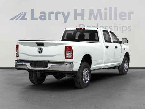 Used 2022 RAM 2500 Tradesman AWD/4WD image 2