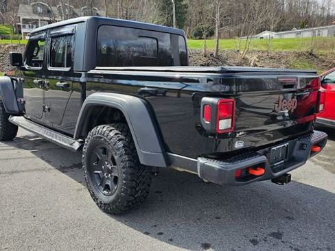 Used 2023 Jeep Gladiator Mojave w/ Cold Weather Group AWD/4WD image 4