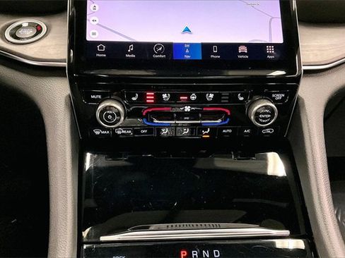 Used 2021 Jeep Grand Cherokee L Overland image 28