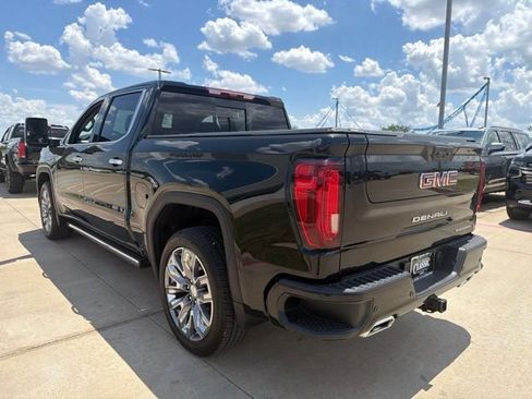 Used 2026 GMC Sierra 1500 Denali w/ Denali Reserve Package AWD/4WD image 8
