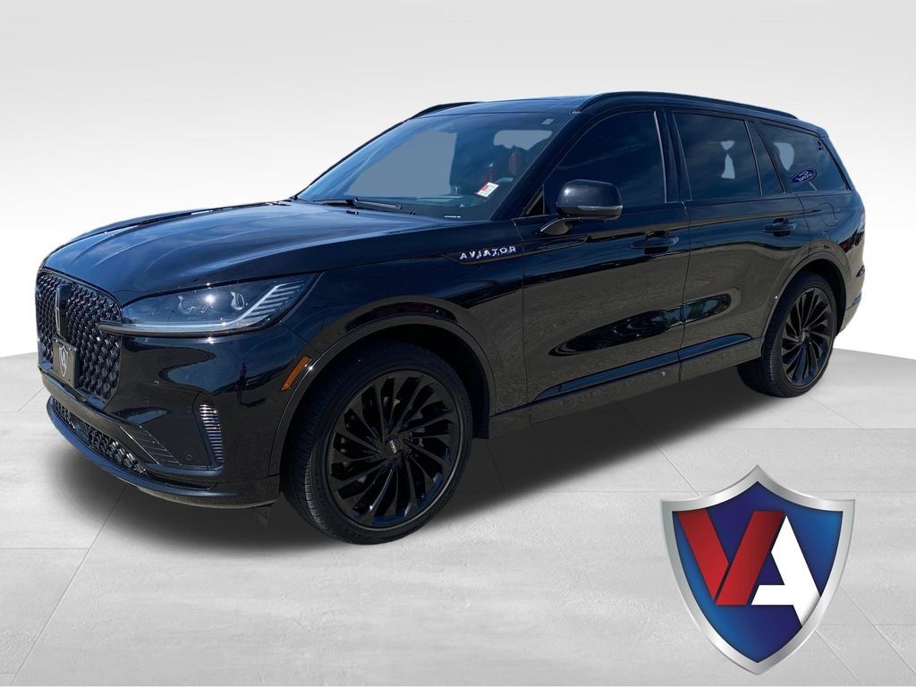 Used 2025 Lincoln Aviator Reserve w/ Equipment Group 201A AWD/4WD 360° Tour