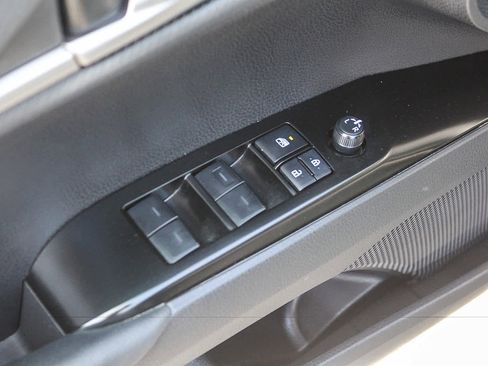 Used 2026 Toyota Camry SE FWD image 18