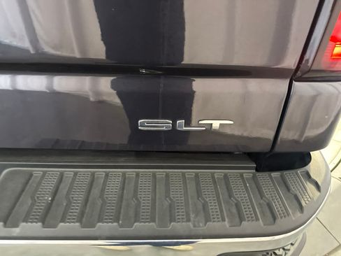 Used 2025 GMC Sierra 1500 SLT RWD image 16