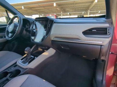 Used 2025 Subaru Forester Premium image 22