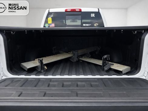 Used 2018 GMC Sierra 1500 SLT w/ Enhanced Driver Alert Package RWD image 13