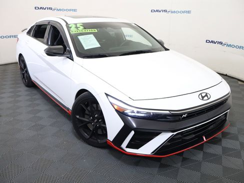 Used 2025 Hyundai Elantra N FWD image 2