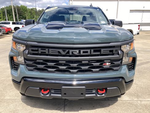 Used 2026 Chevrolet Silverado 1500 Custom Trail Boss AWD/4WD image 2
