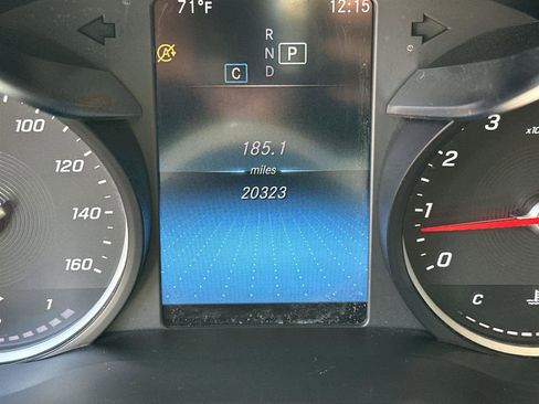 Used 2020 Mercedes-Benz GLC 300 image 18