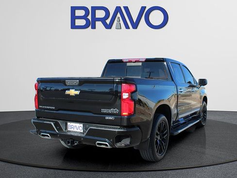 Used 2023 Chevrolet Silverado 1500 High Country w/ High Country Premium Package image 5