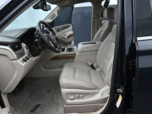 Used 2020 GMC Yukon Denali w/ Denali Ultimate Package AWD/4WD image 17