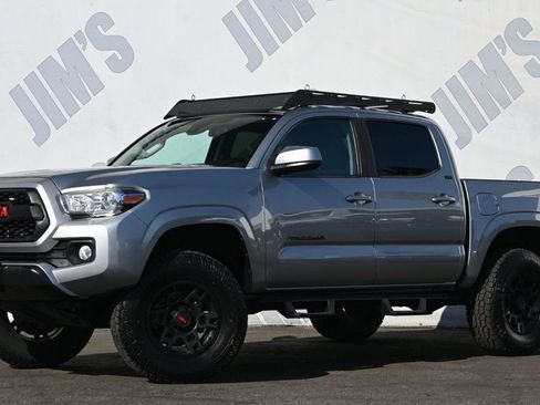 Used 2019 Toyota Tacoma SR5 image 1