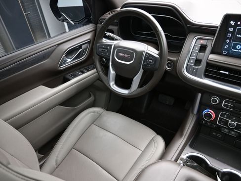 Used 2022 GMC Yukon SLT w/ SLT Premium Package AWD/4WD image 24