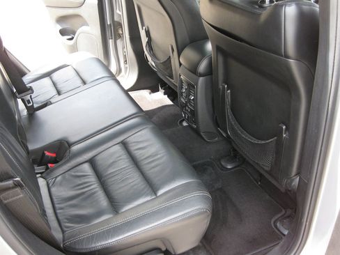 Used 2015 Jeep Grand Cherokee Limited AWD/4WD image 32