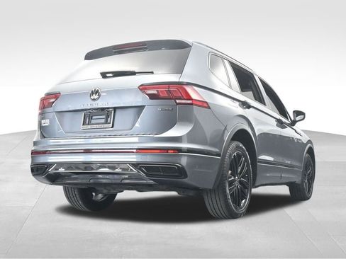 Used 2022 Volkswagen Tiguan SE R-Line AWD/4WD image 66