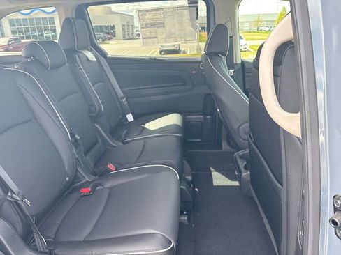 New 2026 Honda Odyssey Touring image 24