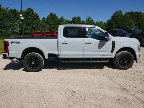 New 2026 Ford F250 Lariat w/ Black Appearance Package AWD/4WD image 2
