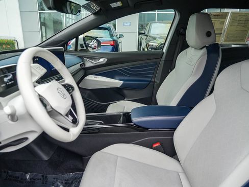 Used 2023 Volkswagen ID.4 S RWD image 17