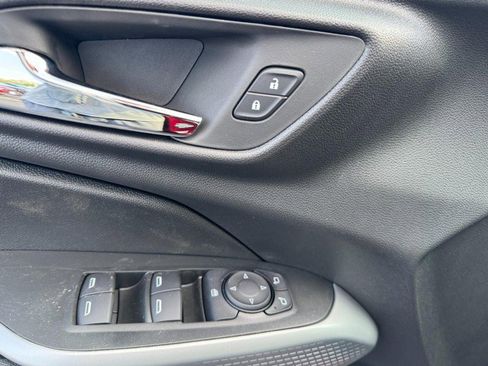 New 2026 Chevrolet Trax LS FWD image 10