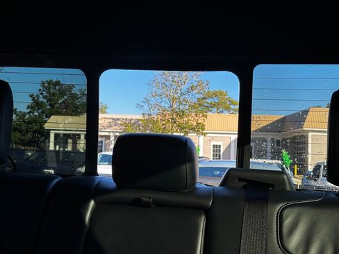 New 2025 Ford F150 Platinum w/ FX4 Off-Road Package image 90