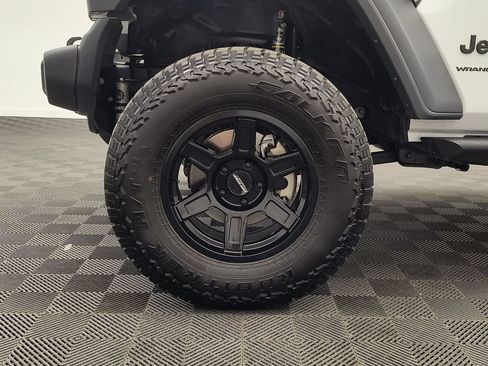 Used 2026 Jeep Wrangler Unlimited Sport AWD/4WD image 11