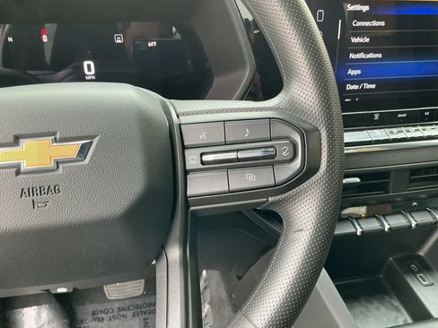 Used 2023 Chevrolet Colorado W/T RWD image 23