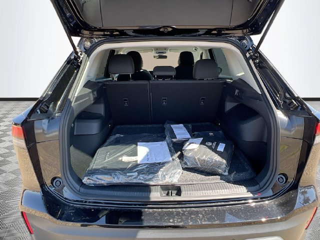 New 2025 Volkswagen Tiguan S FWD image 25